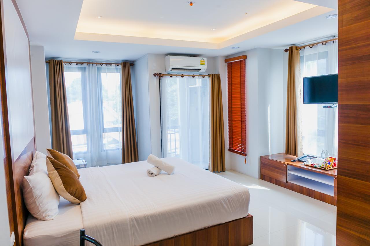 Hotel Calivefornia 2016 Čiang Rai Exteriér fotografie